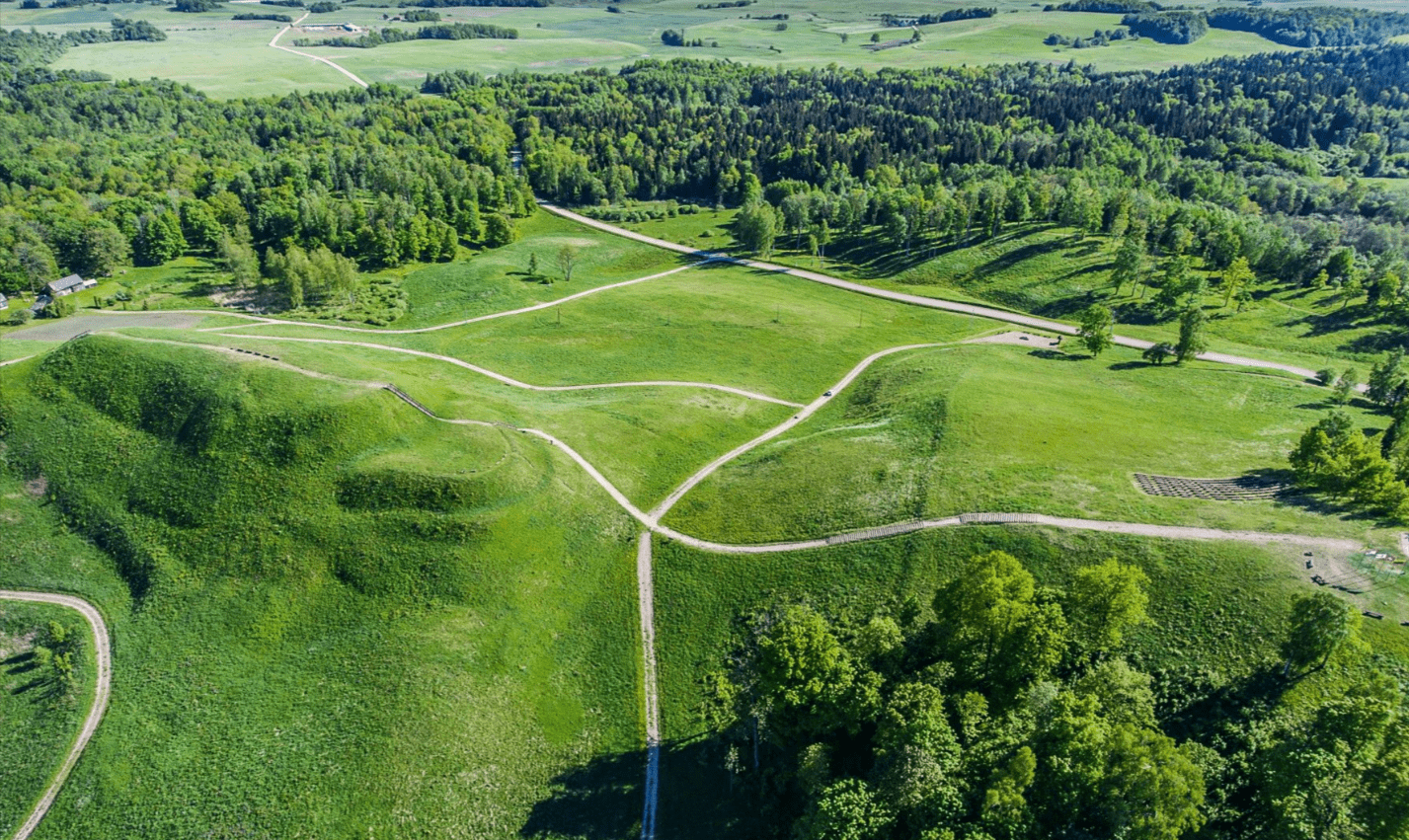 How to Plan a Walk Through Varniai Regional Park